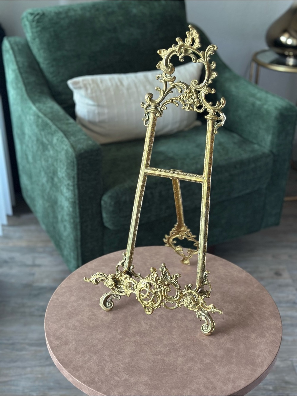 Vintage/Antique Decorative Easel Stand -Andrea By Sadek Gold Brass